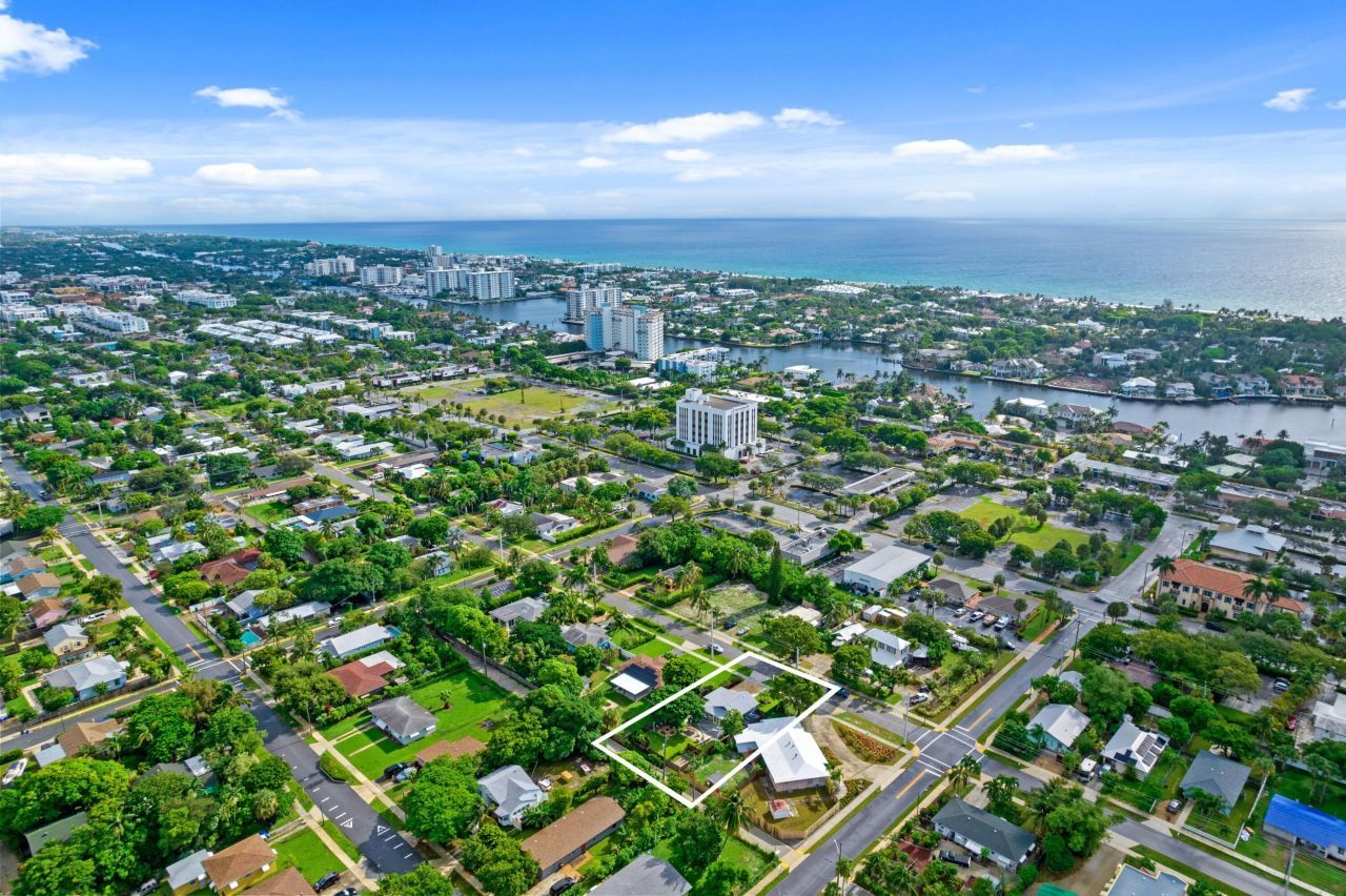 826 SE 4th Avenue, Delray Beach, FL 33483 Photo