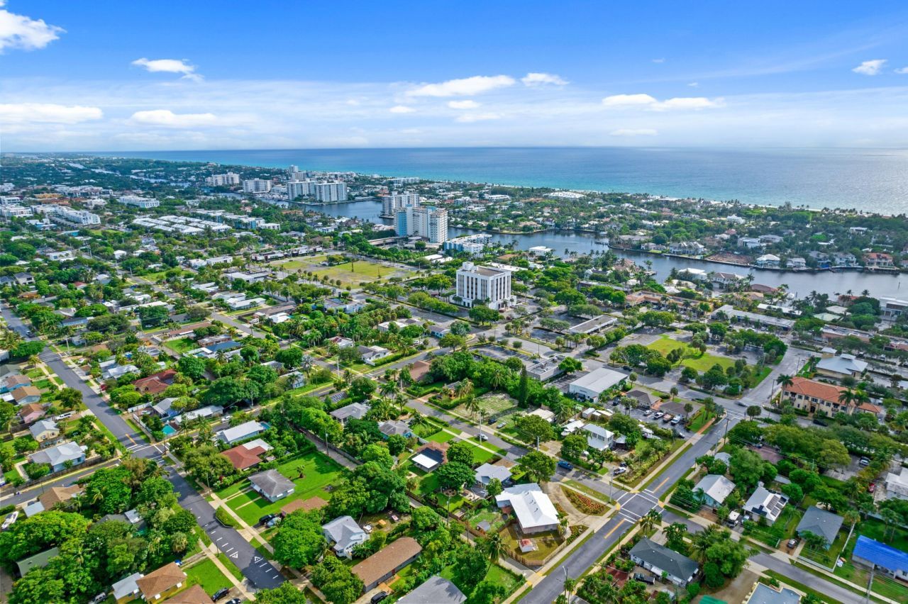 826 SE 4th Avenue, Delray Beach, FL 33483 Photo