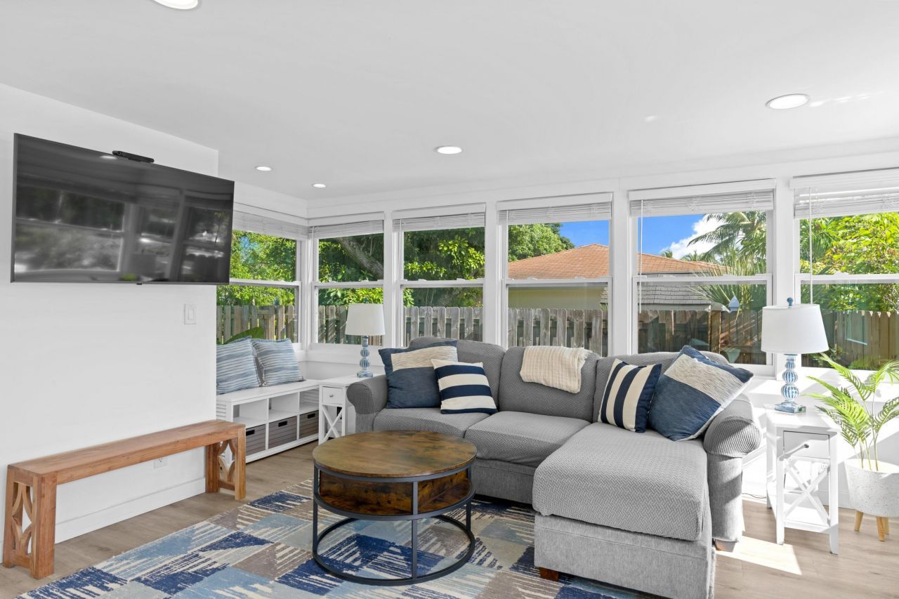 826 SE 4th Avenue, Delray Beach, FL 33483 Photo