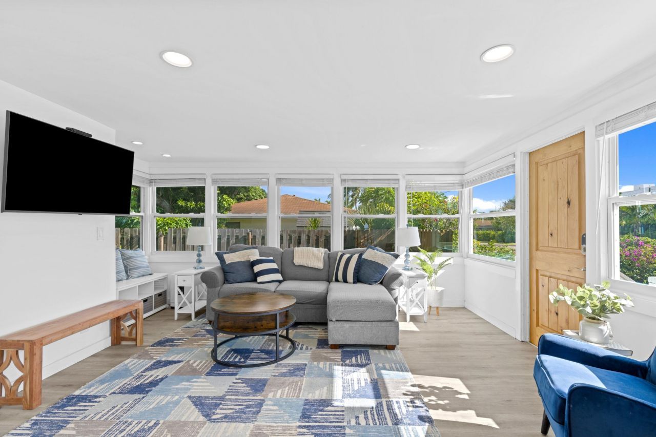 826 SE 4th Avenue, Delray Beach, FL 33483 Photo