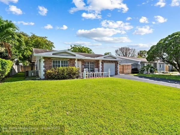 3260 NW 66th St, Fort Lauderdale, FL 33309