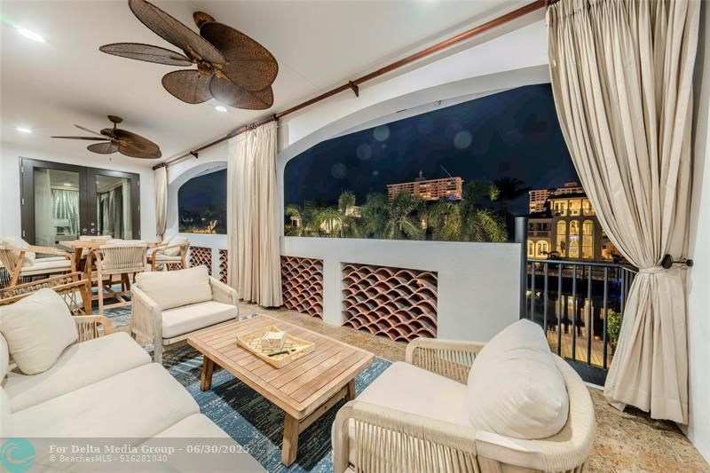 2430 Castilla Isle, Fort Lauderdale, FL 33301 Photo