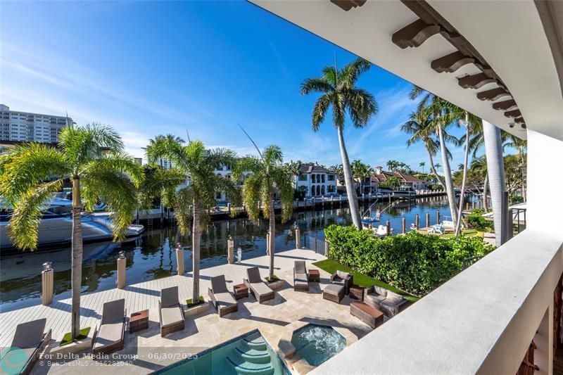 2430 Castilla Isle, Fort Lauderdale, FL 33301 Photo