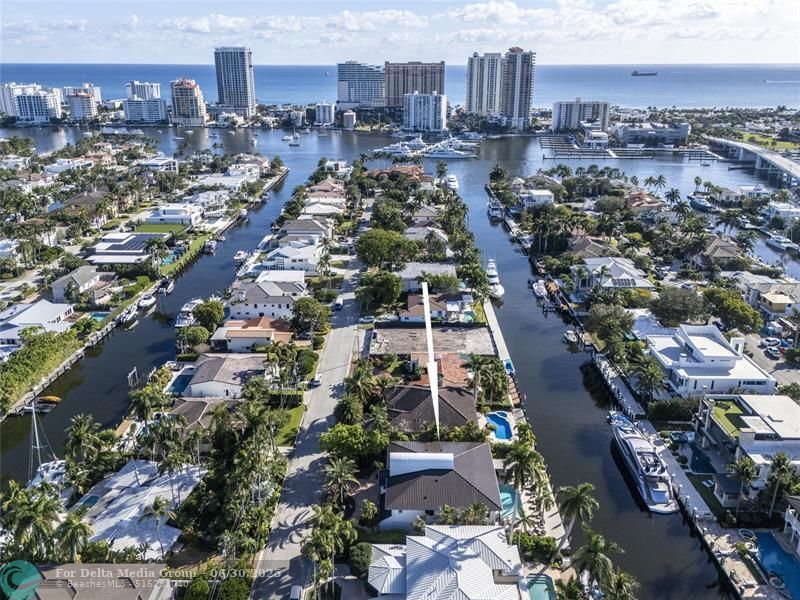 2430 Castilla Isle, Fort Lauderdale, FL 33301 Photo