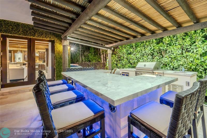 2430 Castilla Isle, Fort Lauderdale, FL 33301 Photo