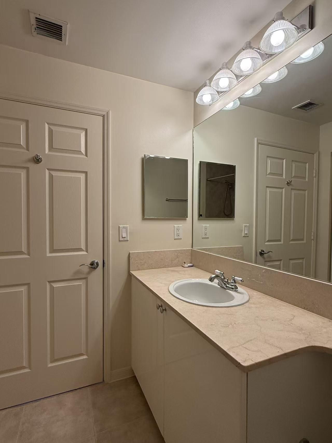 233 S Federal Highway, Unit 601, Boca Raton, FL 33432 Photo