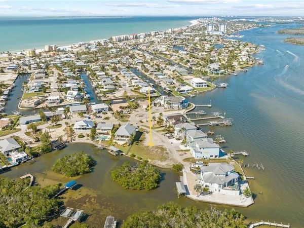 390 Seminole WAY, FORT MYERS BEACH, FL 33931