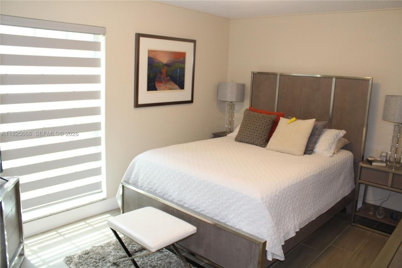 7201 Miami Lakes Dr, Unit B13, Miami Lakes, FL 33014 Photo