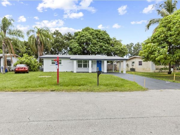 2506 Havana Dr, Miramar, FL 33023