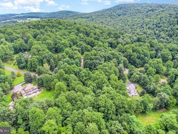 5 GLENCARRON COURT, DILLSBURG, PA 17019