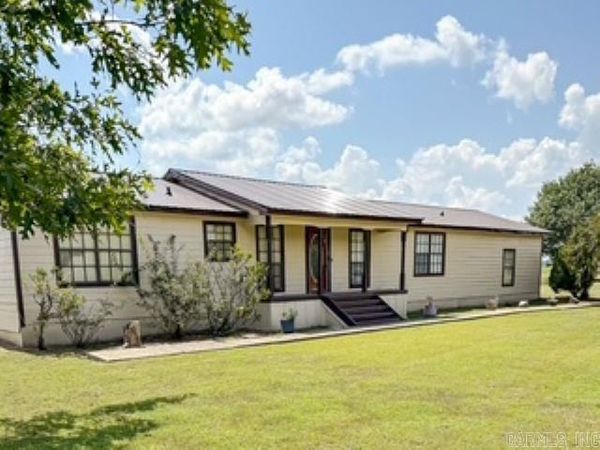 608 S Highway 35, Dermott, AR 71638