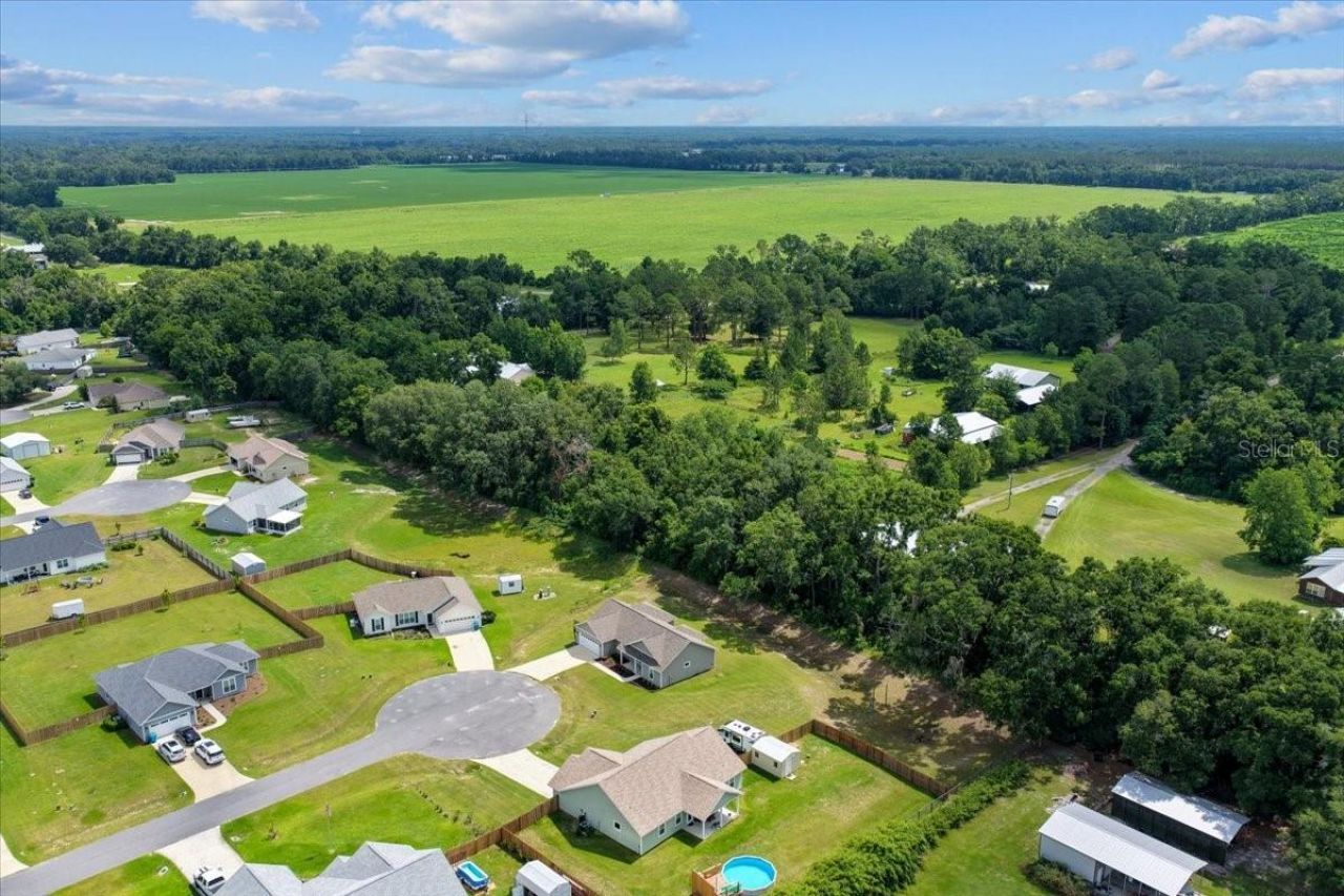 173 SW 24th Avenue, Trenton, FL 32693 Photo