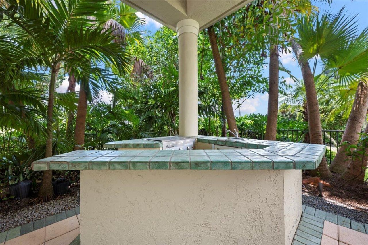 8571 Egret Lakes Lane, West Palm Beach, FL 33412 Photo