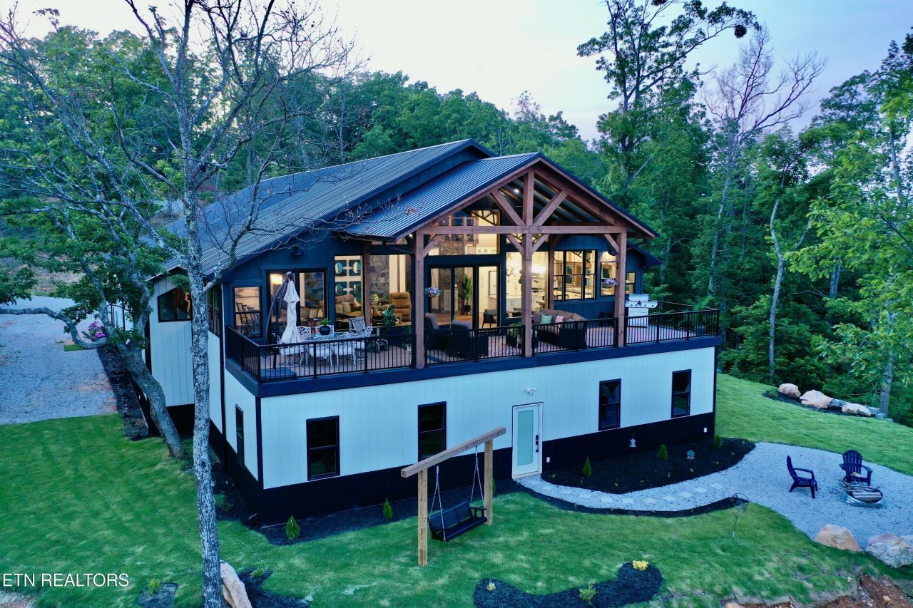 514 Steer Creek Rd, Tellico Plains, TN 37385 Main Photo