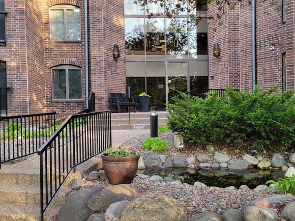 8430 Pennsylvania Road, Unit 109, Bloomington, MN 55438