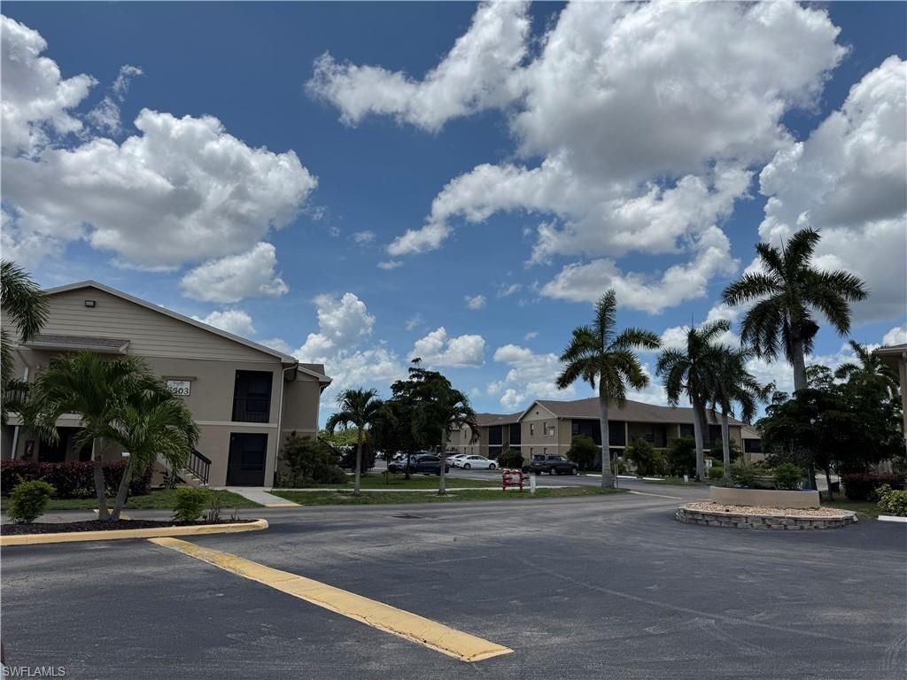 5307 Summerlin Rd, Unit 704, Fort Myers, FL 33919 Photo
