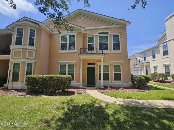 2252 Beach Drive, Gulfport, MS 39507