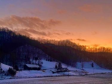 5446 KY 378, Vancleve, KY 41385