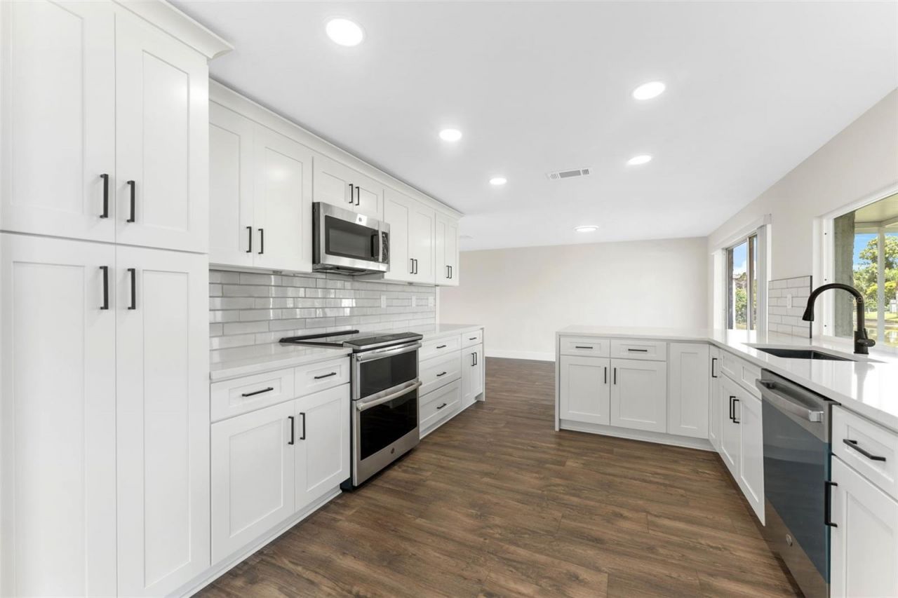 4016 Grayton Drive, New Port Richey, FL 34652 Photo