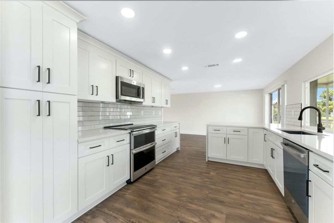 4016 Grayton Drive, New Port Richey, FL 34652 Photo