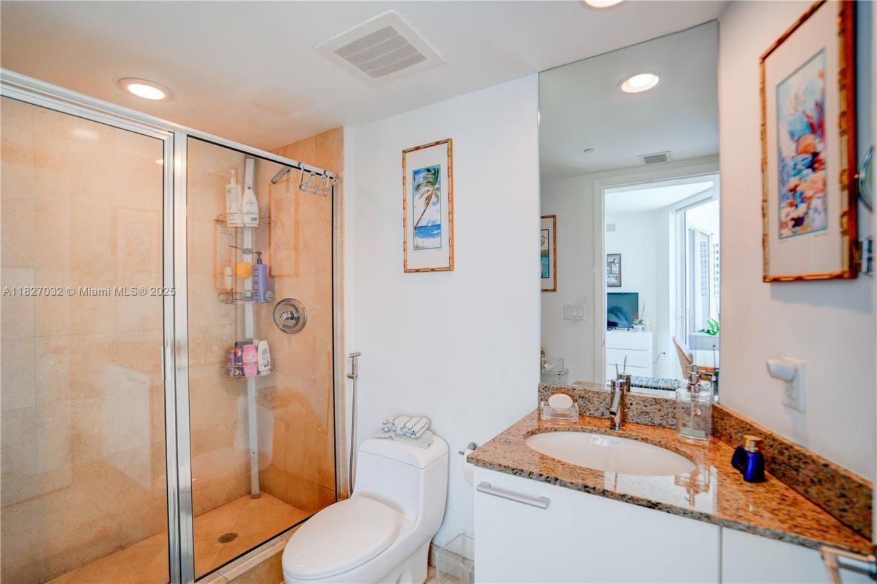 17201 Collins Ave, Unit 509, Sunny Isles Beach, FL 33160 Photo