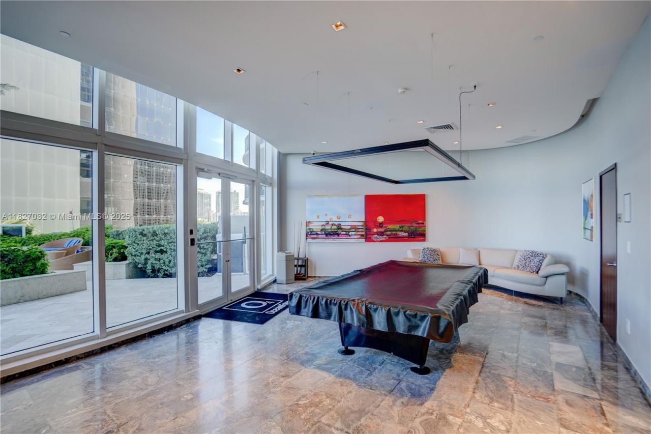 17201 Collins Ave, Unit 509, Sunny Isles Beach, FL 33160 Photo