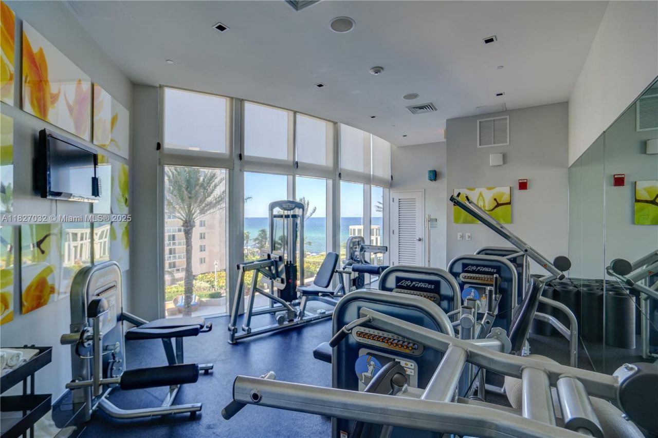 17201 Collins Ave, Unit 509, Sunny Isles Beach, FL 33160 Photo