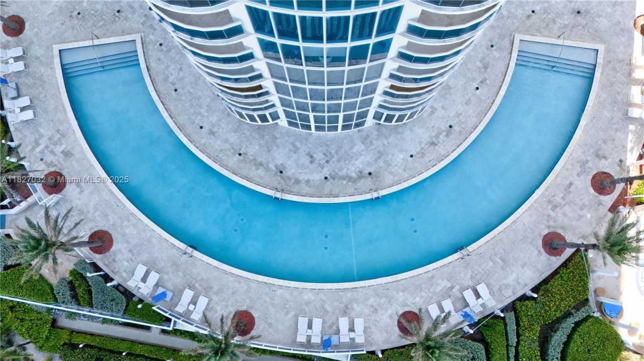 17201 Collins Ave, Unit 509, Sunny Isles Beach, FL 33160 Photo