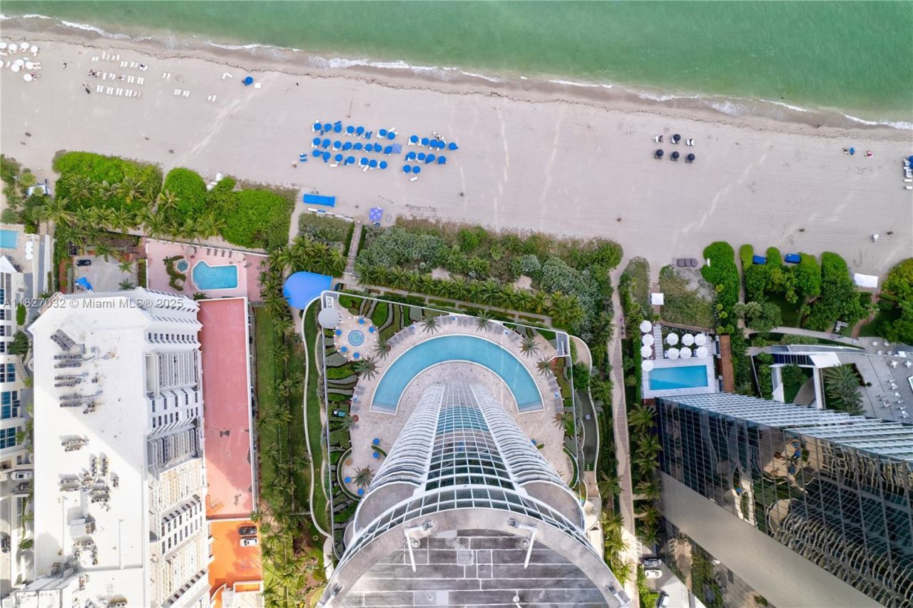 17201 Collins Ave, Unit 509, Sunny Isles Beach, FL 33160 Photo