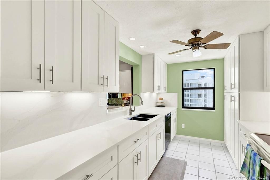 10044 S Ocean Drive, Unit 1107, Jensen Beach, FL 34957 Photo