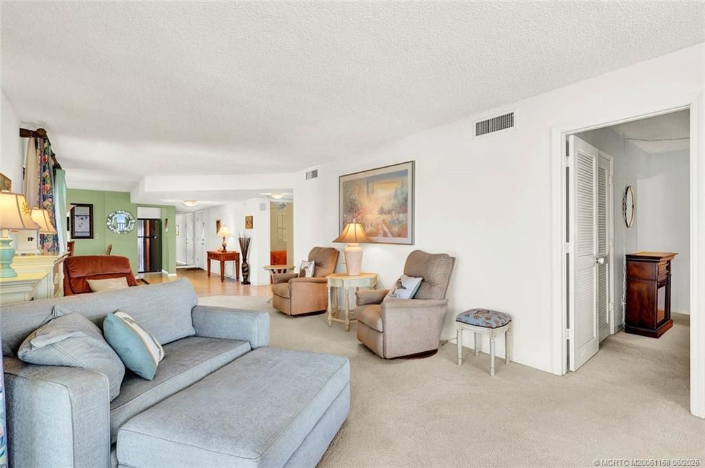 10044 S Ocean Drive, Unit 1107, Jensen Beach, FL 34957 Photo