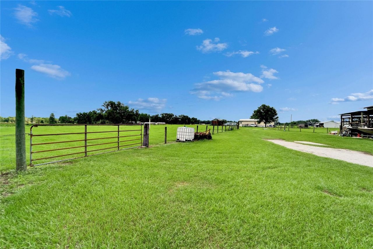 1620 Mcgee Road, Plant City, FL 33565 Photo