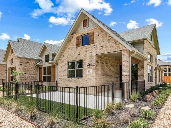8517 Del Rio Trail, Rowlett, TX 75089