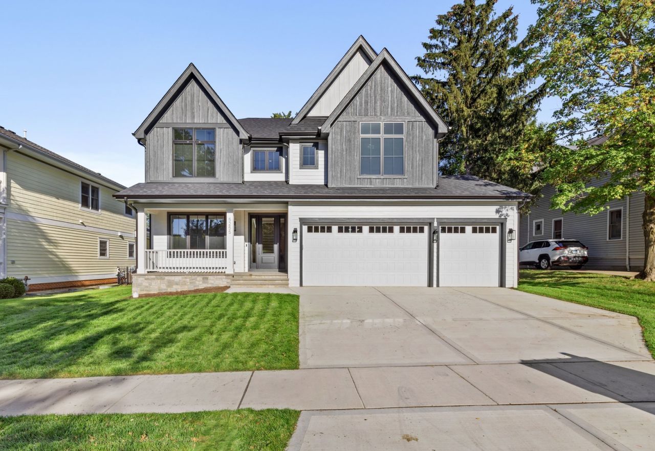 425 Sherman Street, Downers Grove, IL 60515