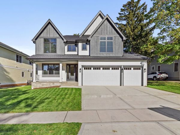 425 Sherman Street, Downers Grove, IL 60515