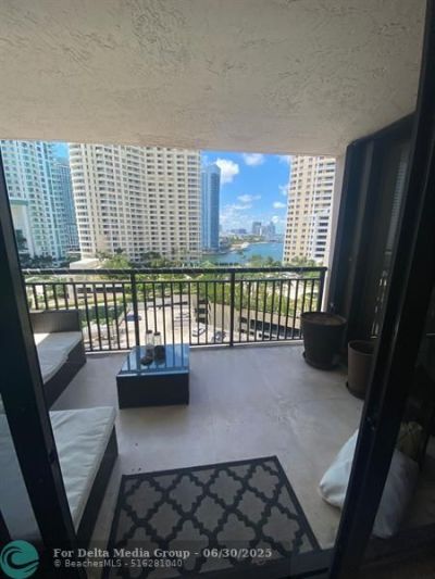 540 Brickell Key Drive, Unit 1214, Miami, FL 33131 Photo