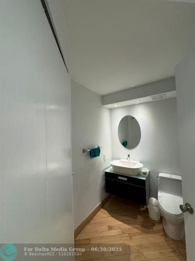 540 Brickell Key Drive, Unit 1214, Miami, FL 33131 Photo