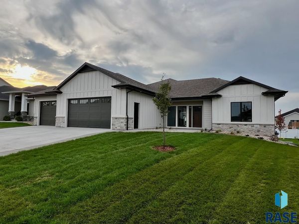 Sioux Falls, SD 57110
