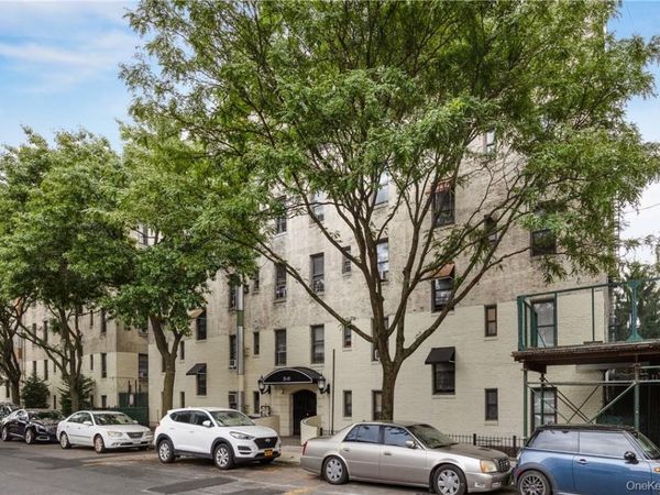 2115 33 Street, Unit 4E, Astoria, NY 11105