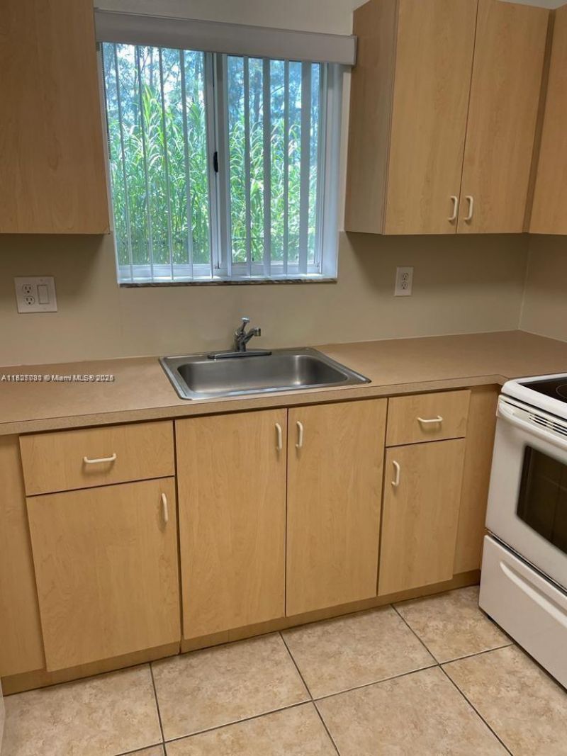 1270 SE 31st Ct, Unit 106-35, Homestead, FL 33035 Photo