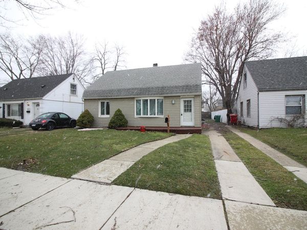 22779 Almond Avenue, Eastpointe, MI 48021