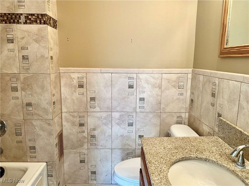 8026 Elm Street, Garrettsville, OH 44231 Photo 23