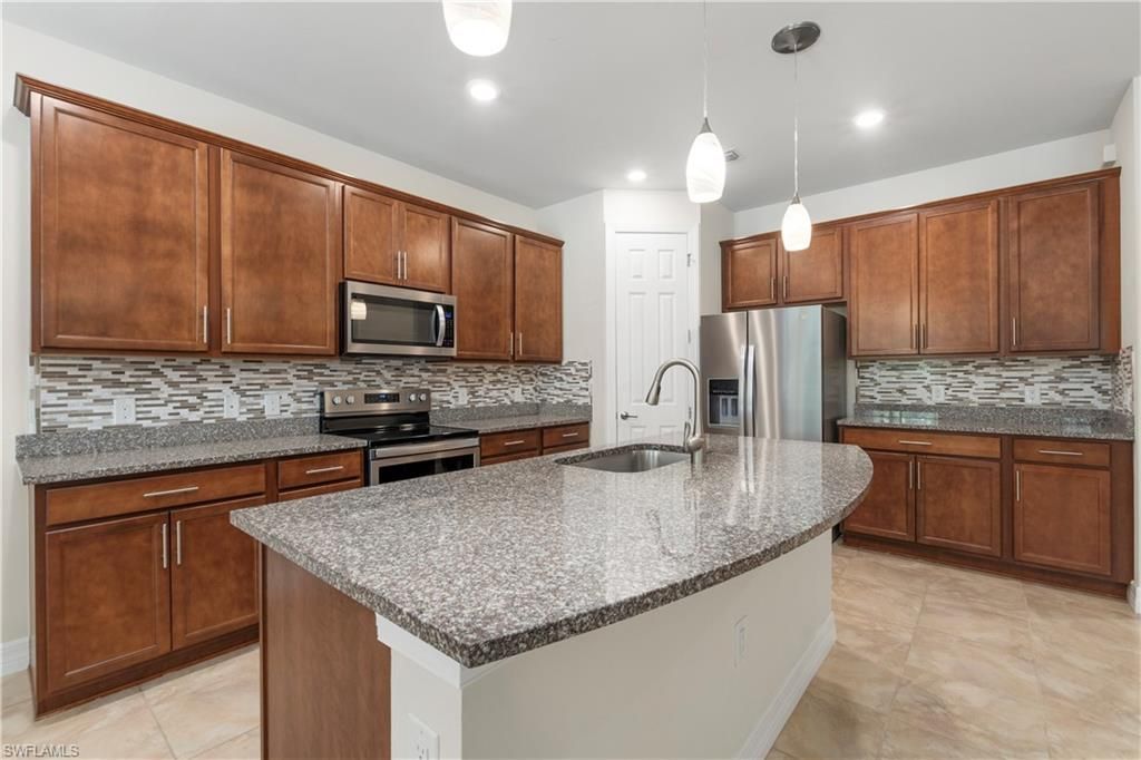 3322 Hampton Blvd, Alva, FL 33920 Photo