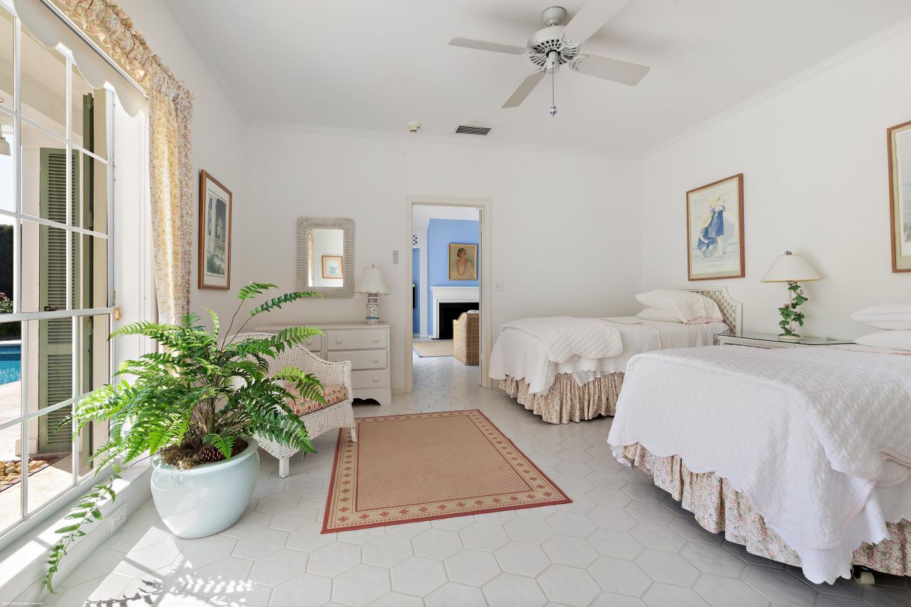 162 S Beach Road, Jupiter Island, FL 33455 Photo