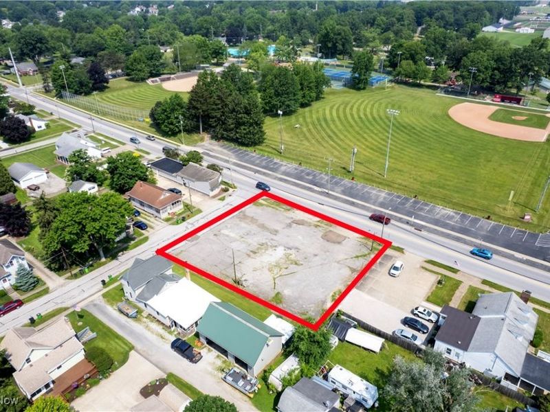 620 W High Street, Orrville, OH 44667 Photo 2