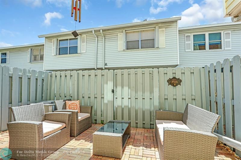 1869 NE 15th Avenue, Unit 1869, Fort Lauderdale, FL 33305 Photo