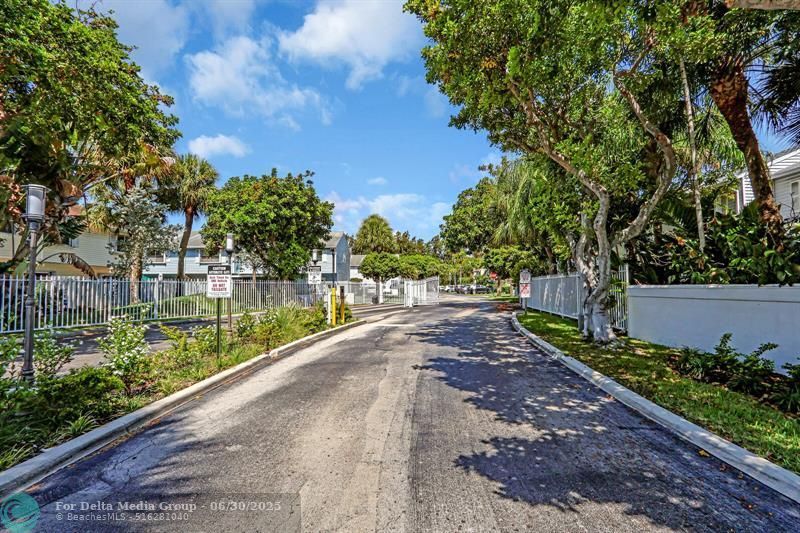 1869 NE 15th Avenue, Unit 1869, Fort Lauderdale, FL 33305 Photo