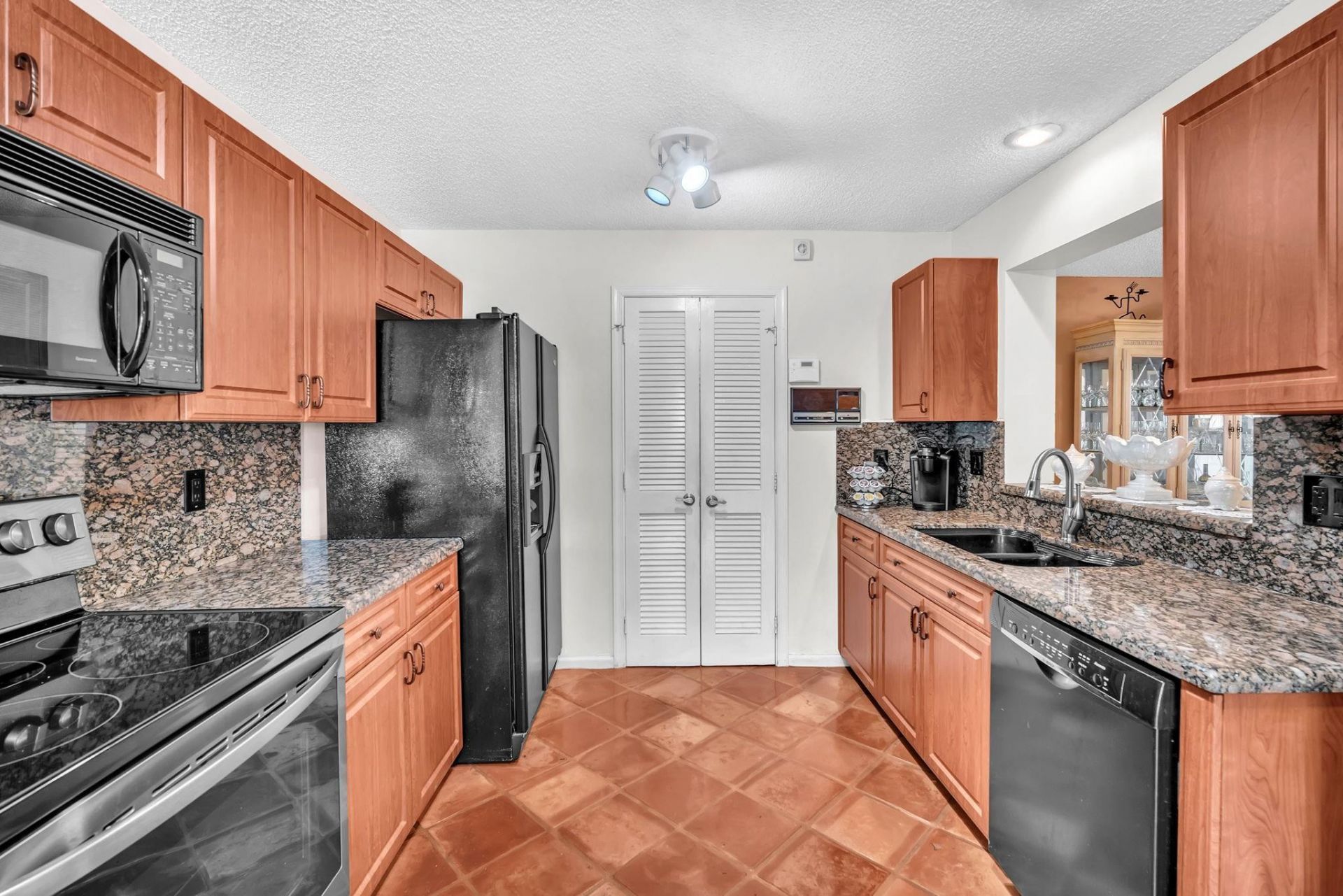 1838 NW 94th Avenue, Plantation, FL 33322 Photo