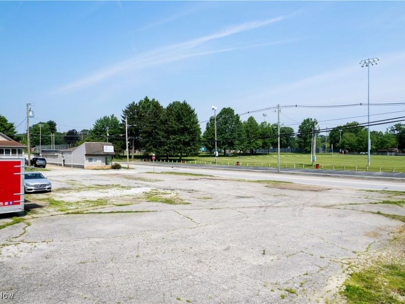 620 W High Street, Orrville, OH 44667 Photo 6