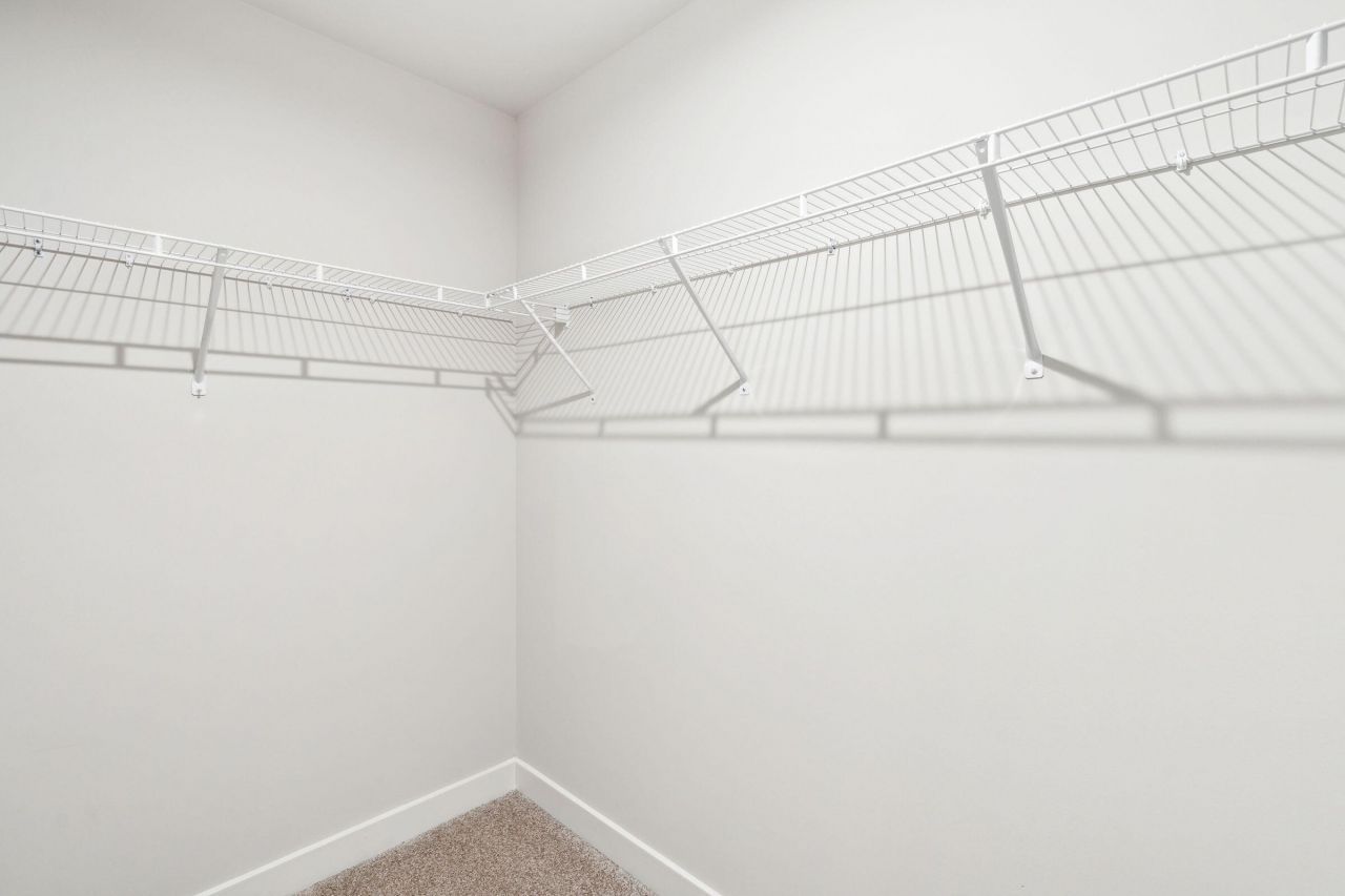 1056 Crescent Cove Lane Photo 23